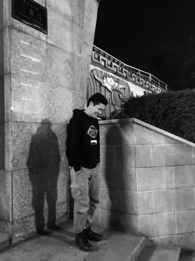 篮球投篮准度训练_篮球投球准打什么位置_打篮球怎么投准三分球技巧