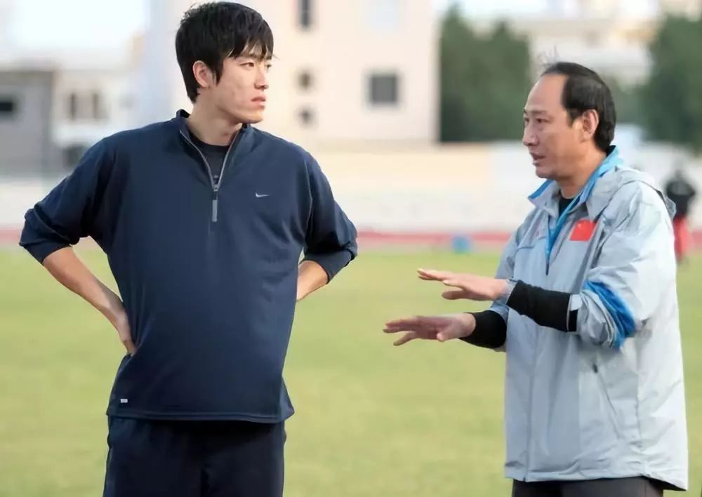 被健身房私教撩_健身私教撩妹_健身房撩妹子是什么电视剧