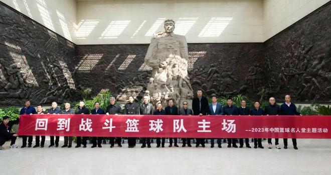 冠军游泳俱乐部_奥运冠军游泳_冠军对冠军二游泳