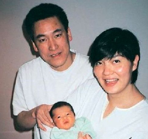 冠军对冠军二游泳_冠军游泳馆营业时间_帮助他提速获得冠军游泳