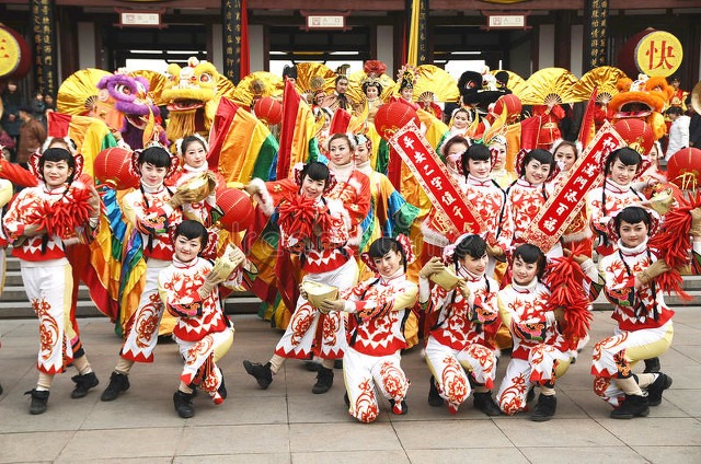 春节家庭_城市家庭春节日常_春节家庭旅游最佳去处